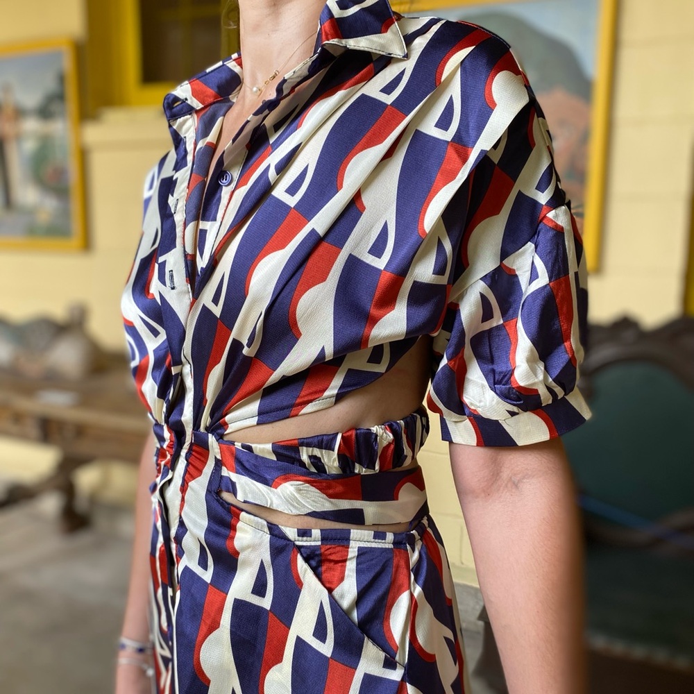 Geometric Patterned Maxi Dress - Picture 6 of 14